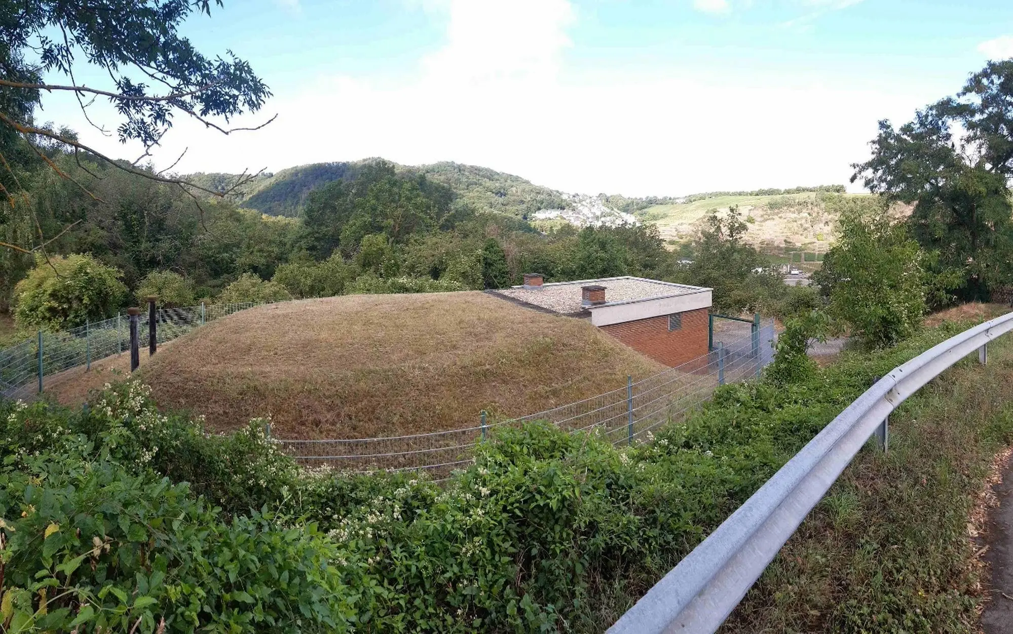hochbehaelter niederfell header